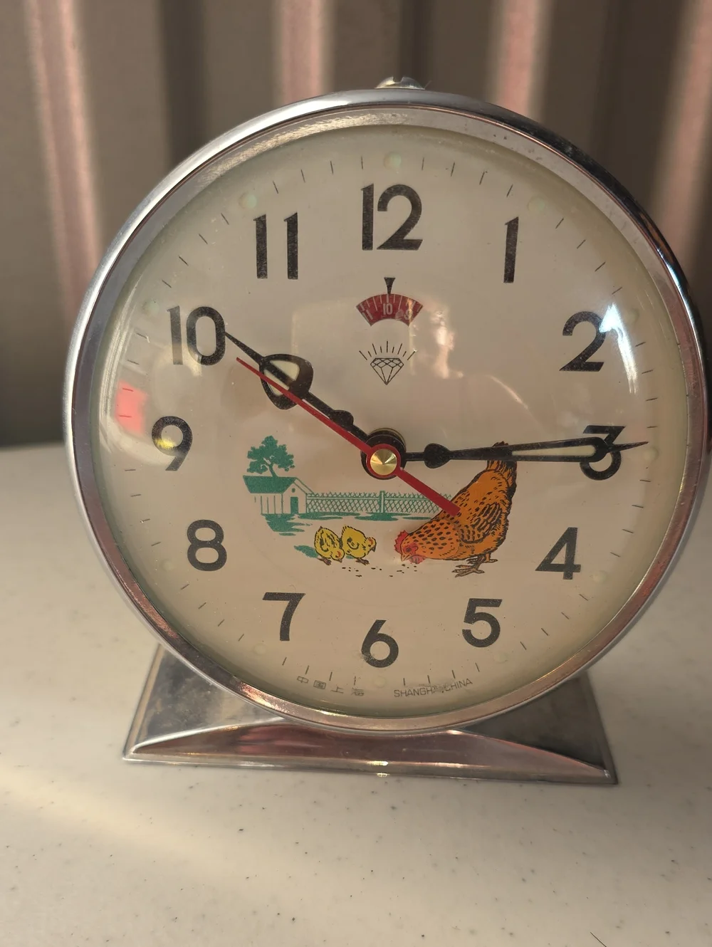 Vintage Farmhouse Hen Alarm Clock Retro Metal Desk Clock